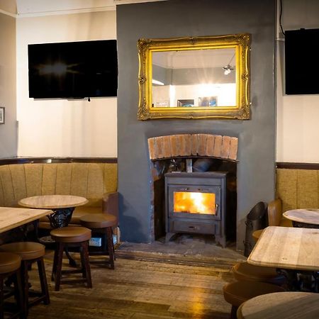 The Friendship Hotel Stocksbridge  Eksteriør billede