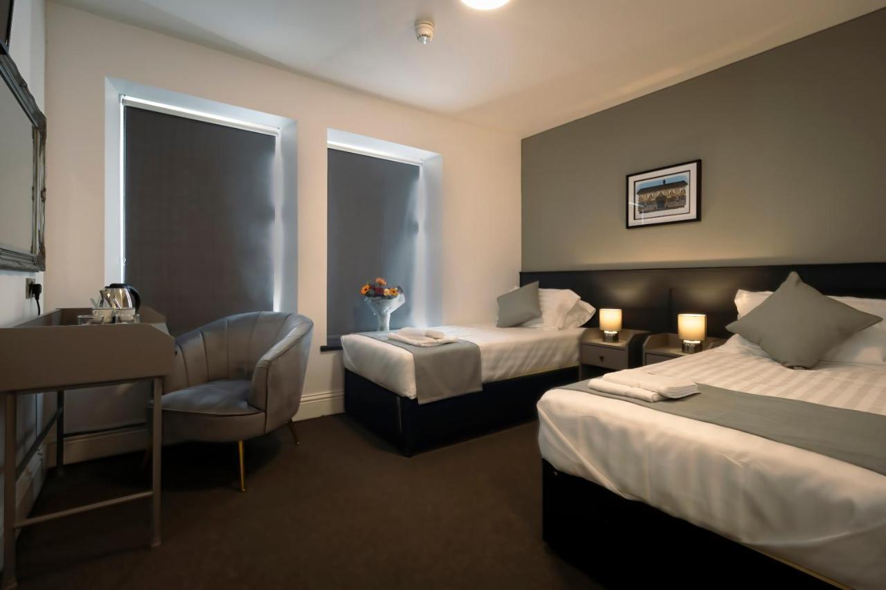 The Friendship Hotel Stocksbridge  Eksteriør billede