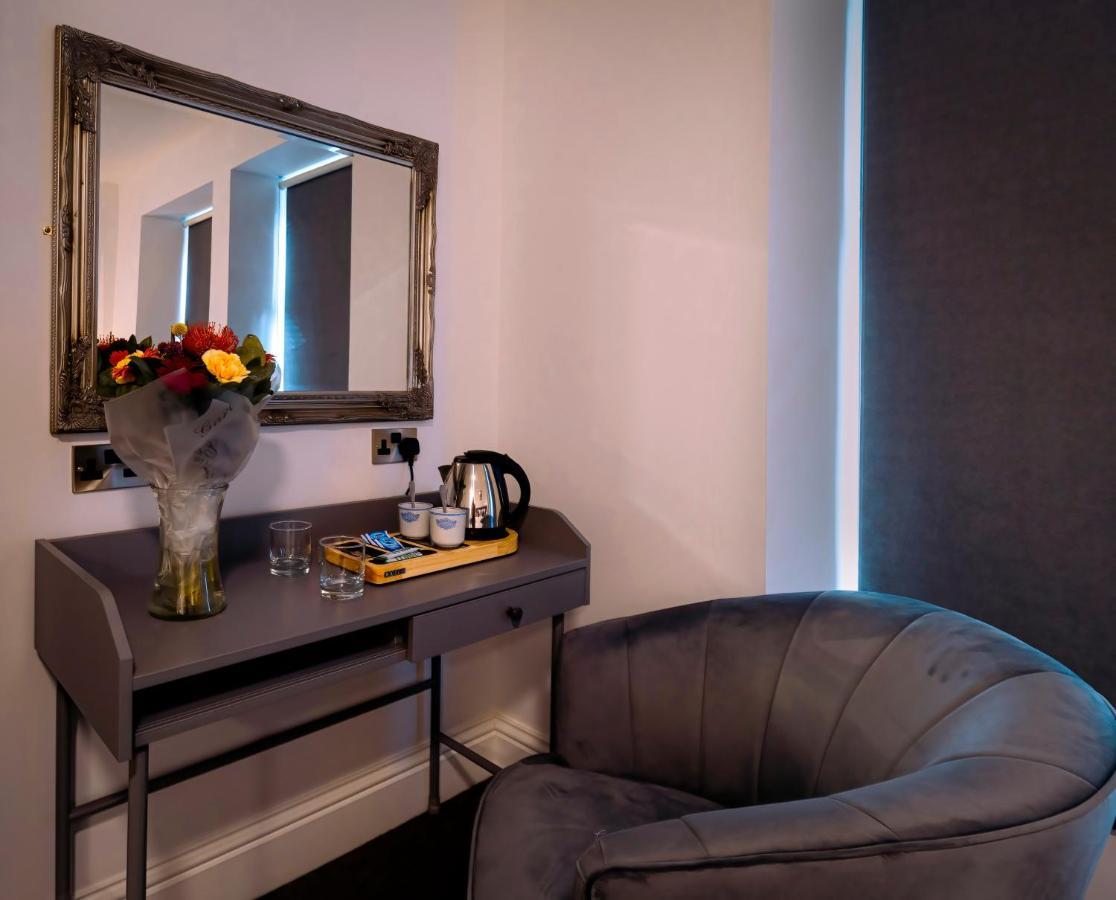 The Friendship Hotel Stocksbridge  Eksteriør billede