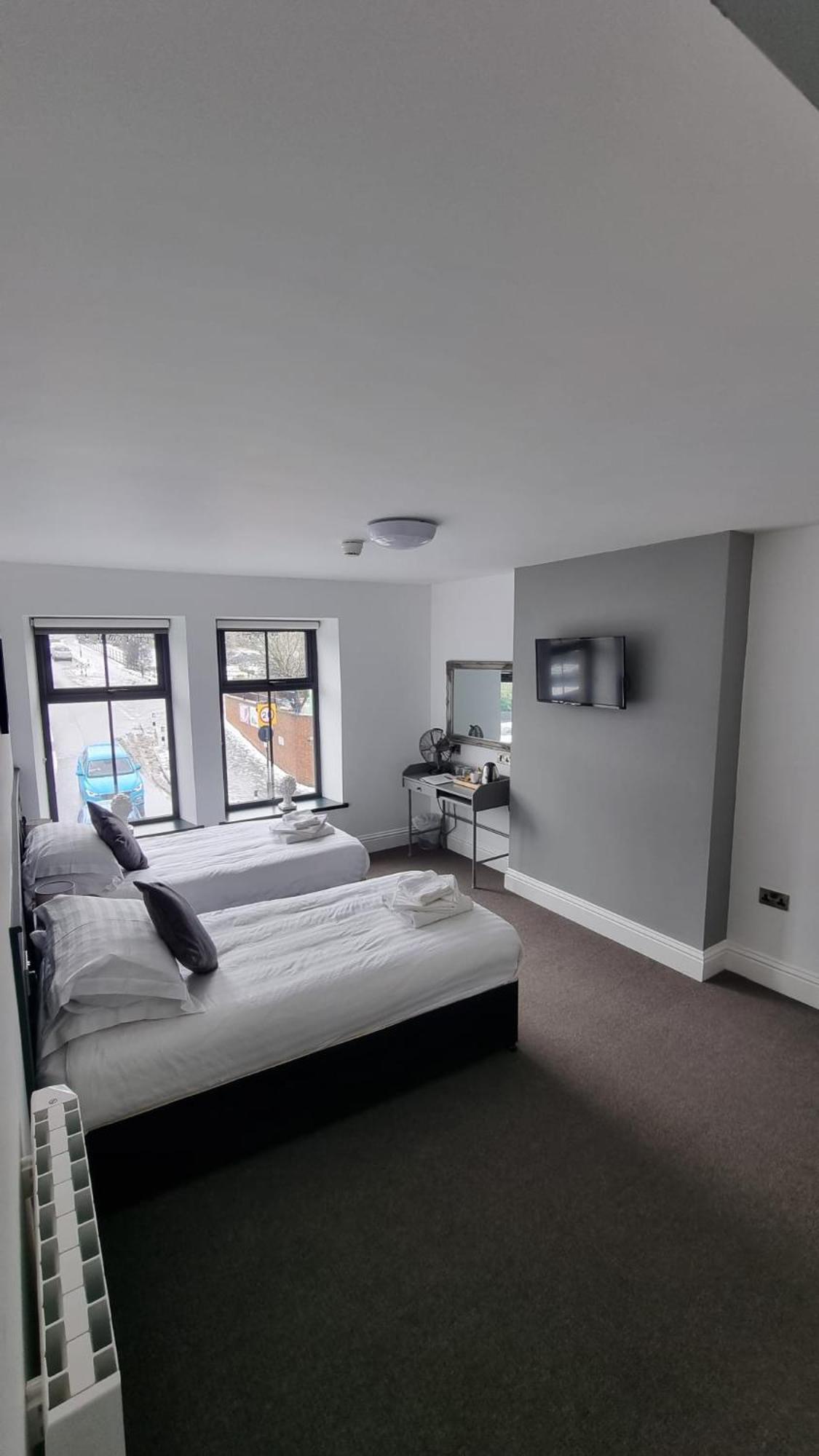 The Friendship Hotel Stocksbridge  Eksteriør billede